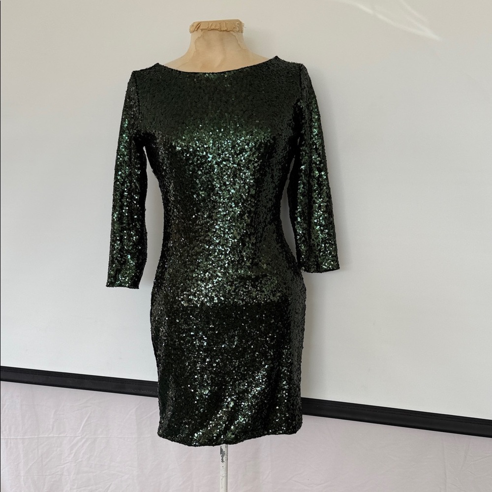 Glamorous Green Sequin Long Sleeve Dress